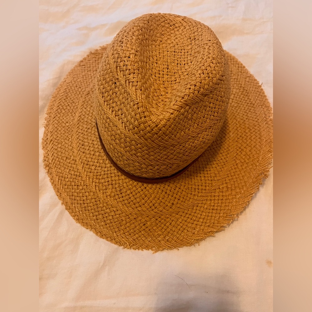 Janessa Leone Ivana Hat - Picture 6 of 14